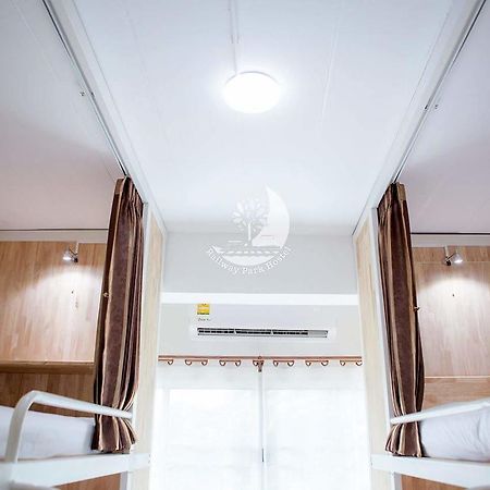 Railway Park Hostel Chiang Mai Dış mekan fotoğraf