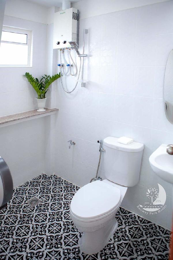 Railway Park Hostel Chiang Mai Dış mekan fotoğraf