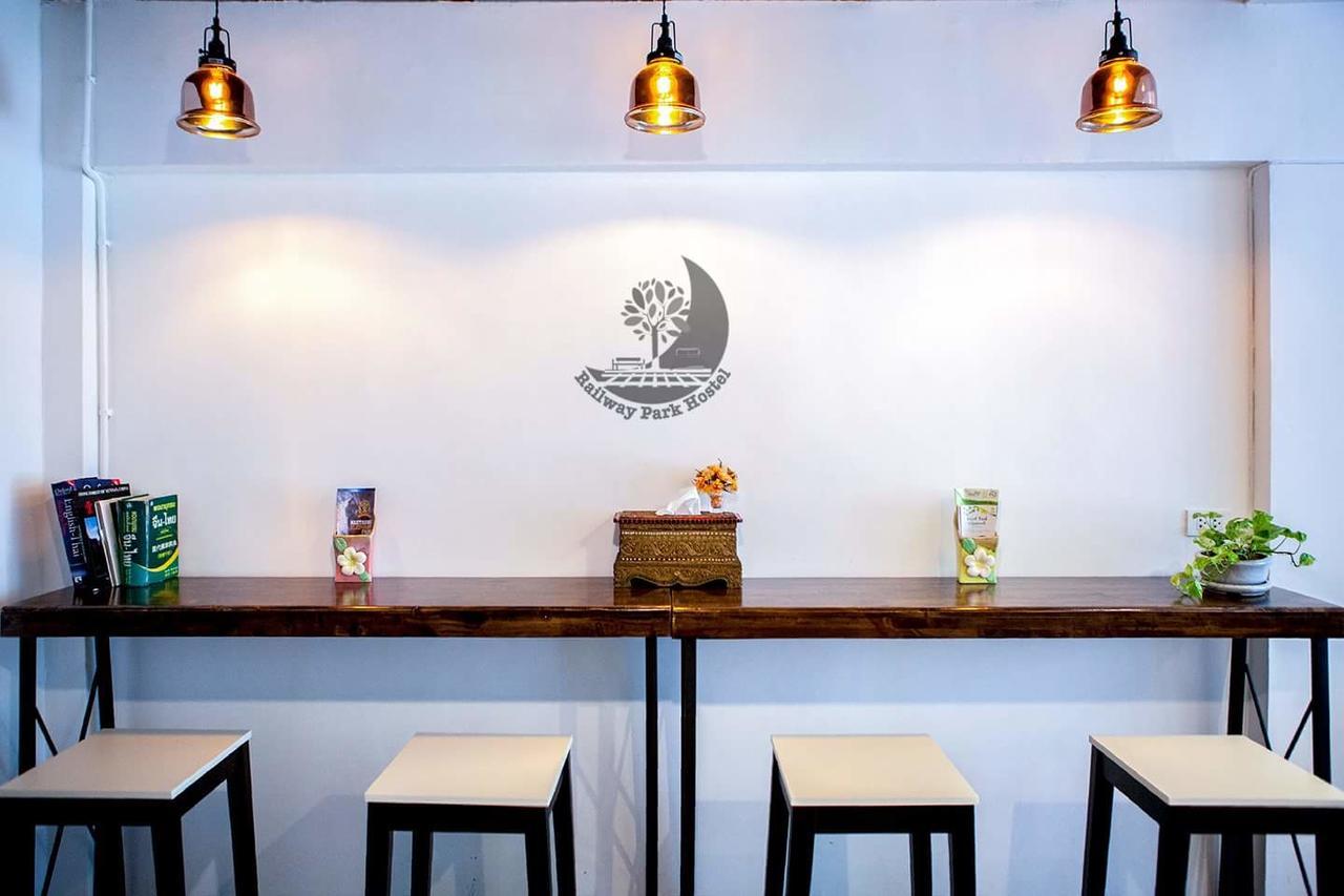 Railway Park Hostel Chiang Mai Dış mekan fotoğraf